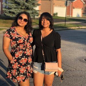 Meet your Posher, Raquel